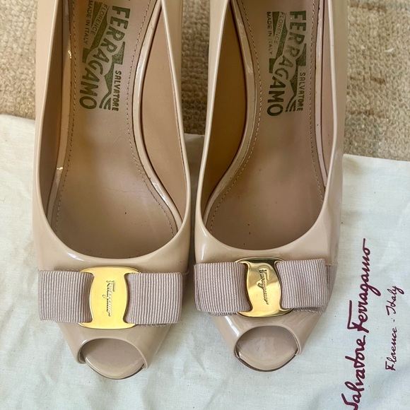 Salvatore Ferragamo Peep Toe Nude Heels - Picture 6 of 9